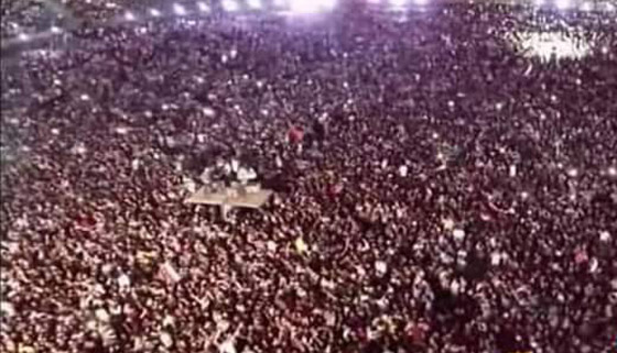 فوضى وازدحام وتدافع... جورج وسوف ينسحب من حفله باللاذقية وصفاء سلطان تنفي (فيديو) صورة رقم 6