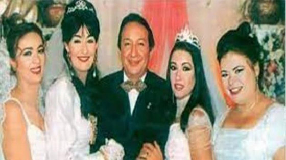 بسبب عائلة الحاج متولي.. أسرة نور الشريف تقاضي محلات حلوى صورة رقم 1
