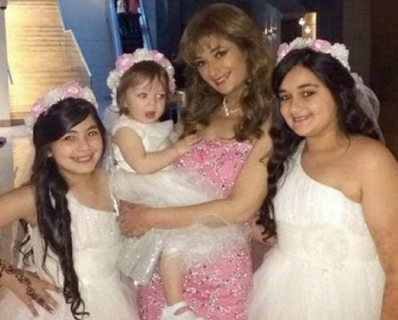 صور بنات أحمد زاهر الاربعة: جمال يلفت الانظار وموهبة فنية موروثة من الاب صورة رقم 17