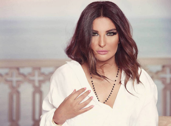 فيديو شذى حسون ترد على رحمة رياض بأسلوب محمد رمضان: أنا نمبر وان ونجمة العراق الأولى! صورة رقم 3