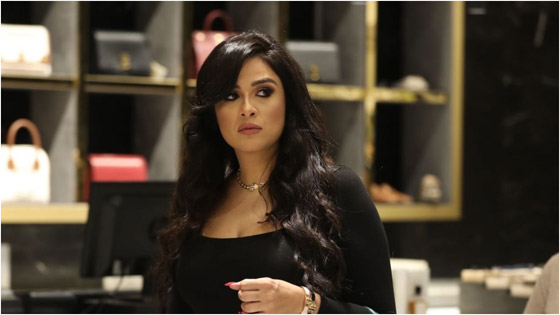مجهول يهدد ياسمين عبد العزيز بالقتل مثل سوزان تميم! ماذا فعل شقيقها؟ صورة رقم 7
