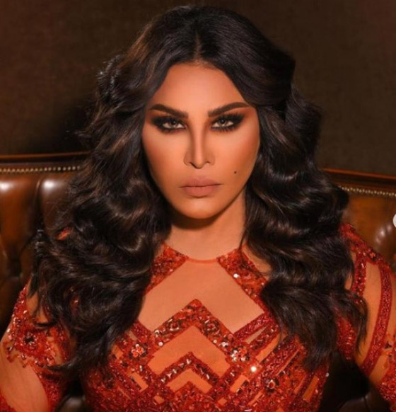 فيديو طريف: أحلام تفضح شاب تغزل بها في مركز تجاري ولم يعرفها: 