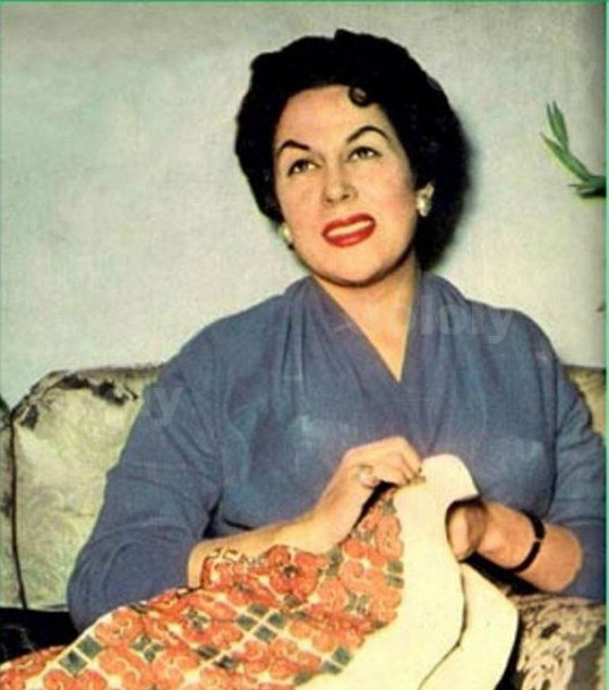 فيديو أشهر اغاني الحج: يا رايحين للنبي الغالي والقلب يعشق كل جميل صورة رقم 1