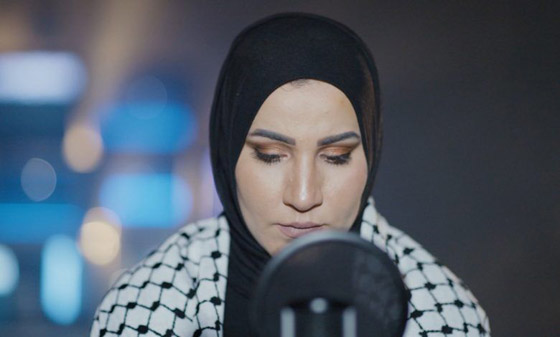 الاردنية نداء شرارة تغني لفلسطين إلنا ميعاد