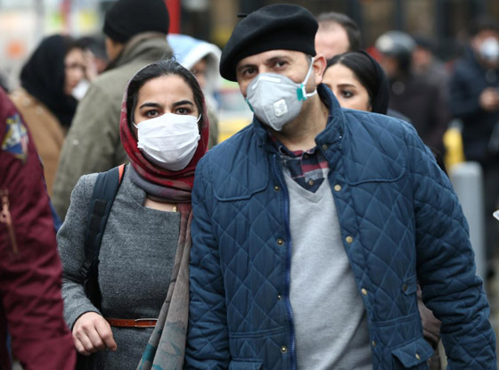 هل ينبغي للذين تلقوا اللقاح ضد كورونا الاستمرار في وضع الكمامات؟ صورة رقم 1 هل ينبغي للذين تلقوا اللقاح ضد كورونا الاستمرار في وضع الكمامات؟ صورة رقم 1