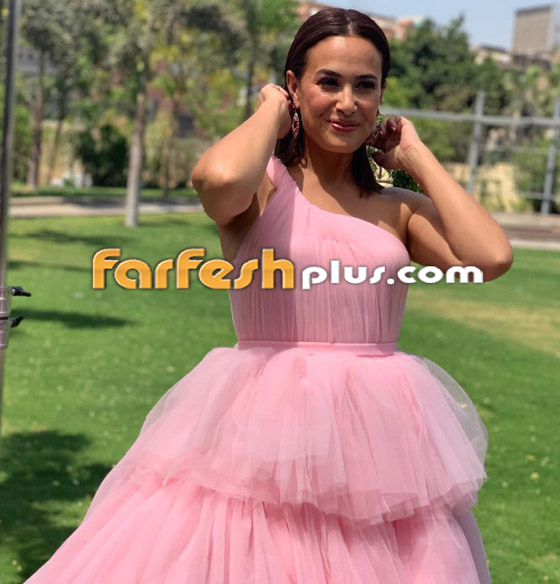 فيديو: هند صبري تكشف عن خطوبتها لـ باسل خياط ومحمد حفظي قبل زواجها من أحمد الشريف صورة رقم 14