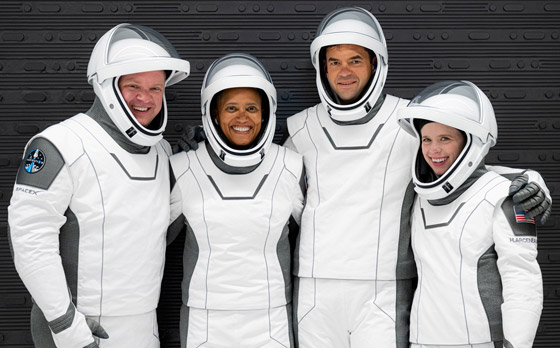 حدث تاريخي: إطلاق أول رحلة سياحية إلى الفضاء وعلى متنها مدنيون صورة رقم 18