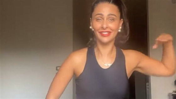 بالفيديو - ميس حمدان في وصلة رقص جريئة صورة رقم 2