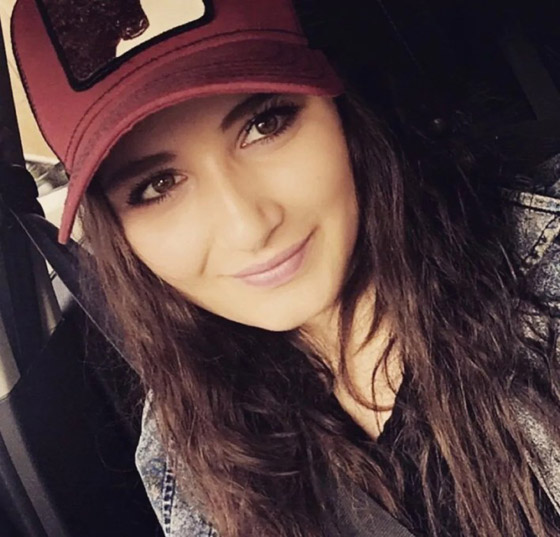 صور مي عمر وشبيهتها الممثلة التركية الشهيرة: الشبه لا يصدق! صورة رقم 2