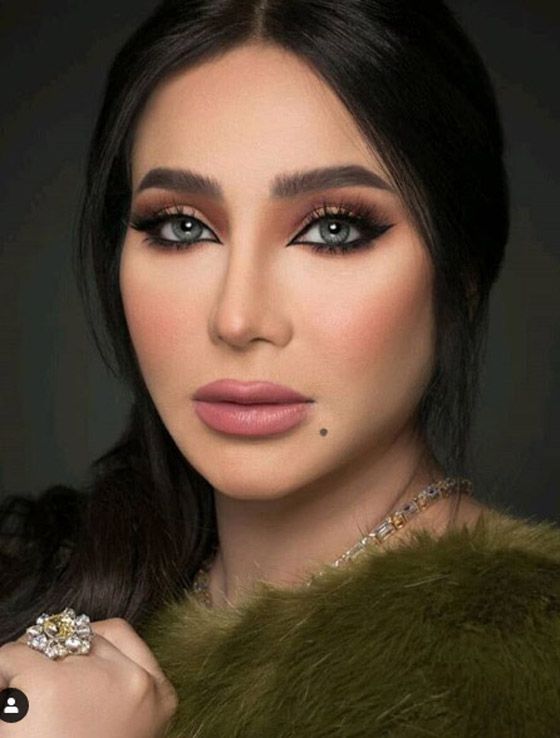 فيديو: لجين عمران مصدومة ومذهولة خلال لقائها مع النجمة كاردي بي في باريس صورة رقم 5