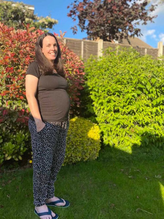 تنجب طفلة في سن 39 رغم إصابتها بسرطان عنق الرحم صورة رقم 4