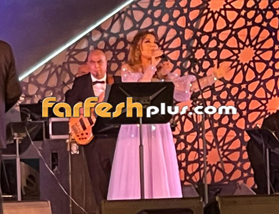 فيديو وصور: سميرة سعيد تتشاجر مع المايسترو على مسرح مهرجان الموسيقى وتنسحب من الحفل! صورة رقم 14