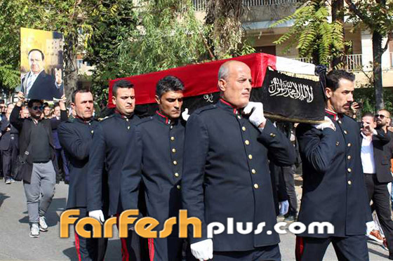 فيديو وصور: زوجة صباح فخري تنهار في جنازته وتشكر بشار الأسد! صورة رقم 15