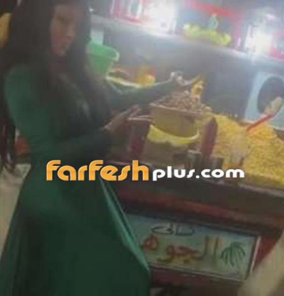فيديو هيفاء وهبي تكشف سر صورتها مع عربية الترمس.. وماذا قال البائع؟ صورة رقم 3