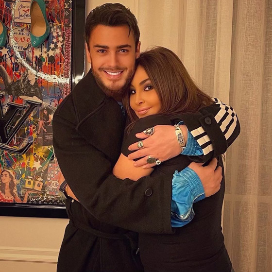 إليسا بأحضان سعد لمجرد في باريس، وما سر تغيير ملامح وجهه؟ فلتر أم عملية تجميل؟ صورة رقم 1