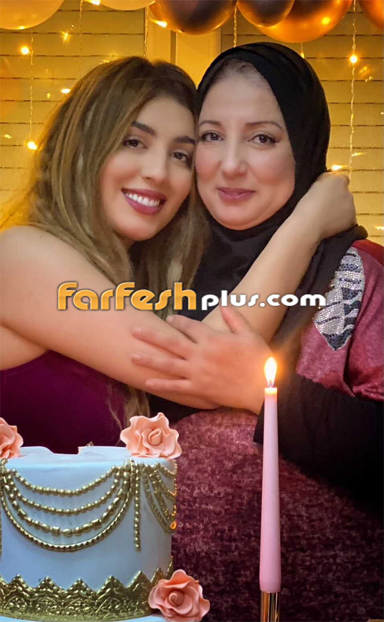 فيديو سهيلة بن لشهب تحتفل بعيد ميلادها مع والدتها والشبه صادم صورة رقم 3