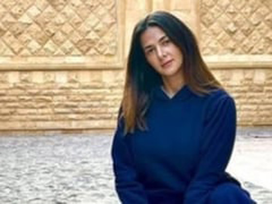 فيديو دنيا سمير غانم تقلد أصالة، أحلام، أنغام وسميرة سعيد بشكل طريف صورة رقم 2