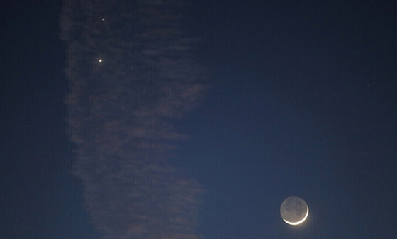 اصطفاف الزهرة وزحل والمشتري والقمر بحدث فلكي نادر يُرى بالعين المجردة صورة رقم 3