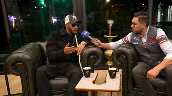 فيديو صادم: شيخ عراقي يشتم محمد رمضان ويصفه بـ