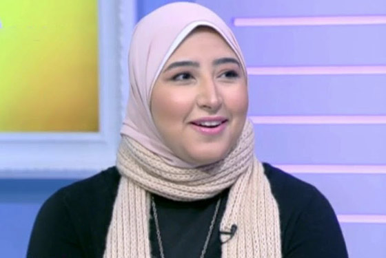 فيديو وصور أول مصرية مسلمة محجبة ترنم أغاني الكريسماس بكاتدرائية في نيويورك صورة رقم 14
