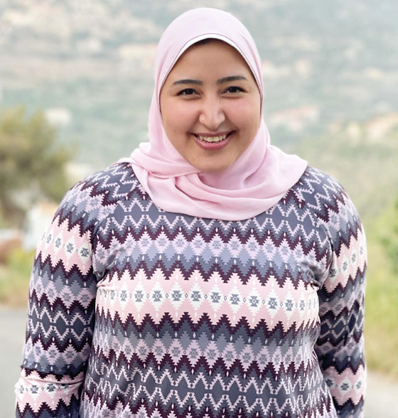فيديو وصور أول مصرية مسلمة محجبة ترنم أغاني الكريسماس بكاتدرائية في نيويورك صورة رقم 10