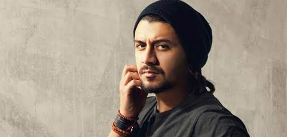 أزمات المنتج نصر محروس في احتكار 5 مطربين بينهم شيرين وتامر حسني  صورة رقم 9
