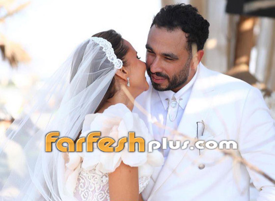 فيديو: زوج نيللي كريم ينفعل على المعجبين ويبعدهم عنها، وهي تدافع عنه! صورة رقم 21