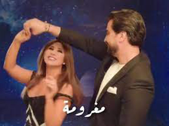 نجوى كرم وليال الاختيار بنفس الفستان... 