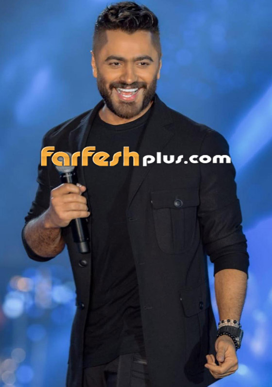 فيديو: تامر حسني يتعرض لموقف محرج أثناء استلامه جائزة تكريمية صورة رقم 10