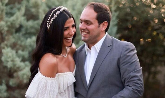فيديو: تامر حسني يرقص ويغني مع العروس الفنانة ريم سامي صورة رقم 3