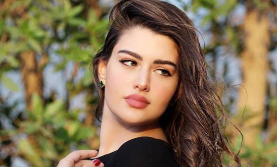 فيديو عمرو دياب لـ روان بن حسين في عيد ميلادها.. هل هي حبيبته الجديدة؟ صورة رقم 7