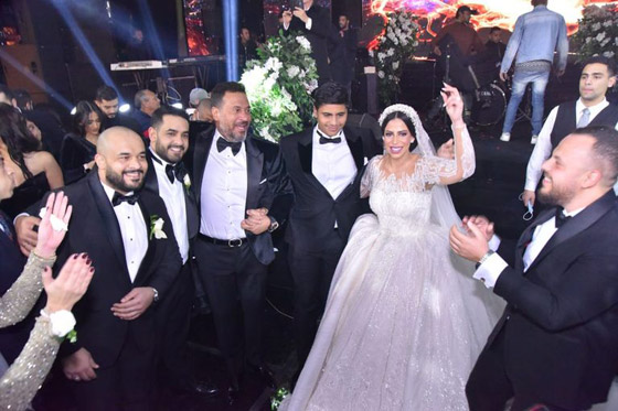 فيديو: طليقة ماجد المصري عن طرد ابنتها العروس لبعض حضور الزفاف: مش مائدة رحمن! صورة رقم 3