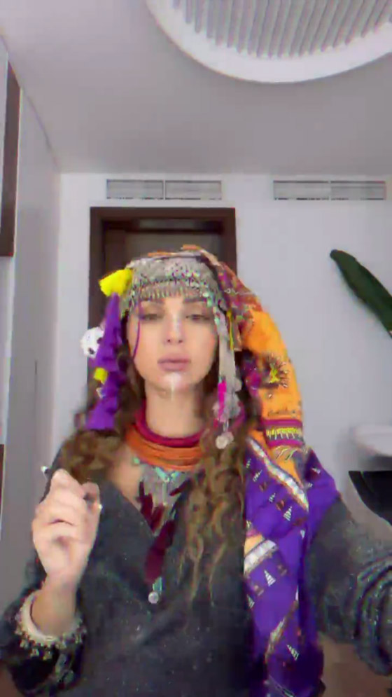 فيديو: ميريام فارس لمنتقدي ملابسها الأمازيغية بأغنيتها 