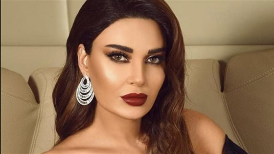 سيرين عبد النور تغنّي وترقص بفستان أسود (صور وفيديو) صورة رقم 3