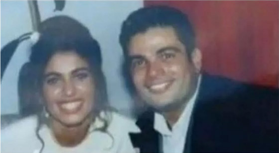 لن تصدّقوا كيف كان شكلهما.. صور نادرة لزفاف عمرو دياب وزينة عاشور قبل 28 عاما صورة رقم 2