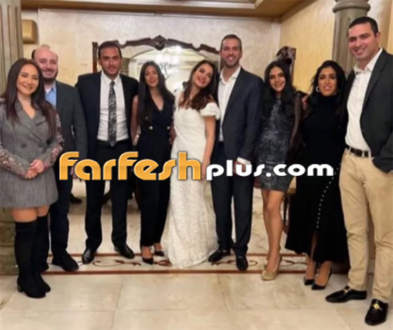 طليق أصالة وزوجها معا.. يضحكان مع بعضهما بحفل زفاف ابنتها شام صورة رقم 12