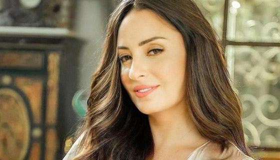 لماذا وبخت نرمين الفقي أحمد بدير قائلة 