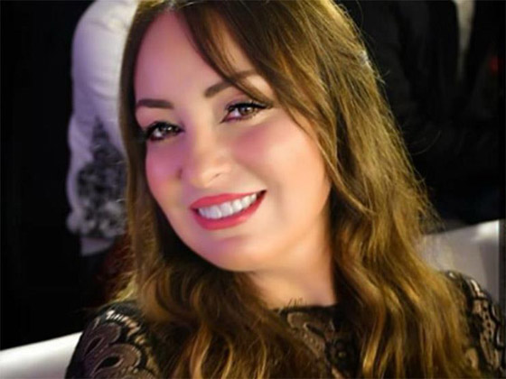 لماذا وبخت نرمين الفقي أحمد بدير قائلة 