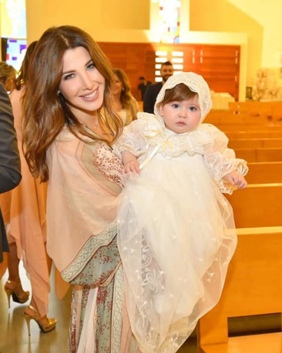 فيديو: إبنة نانسي عجرم تأسر القلوب برقتها وجمالها وحديثها بالفرنسية صورة رقم 3