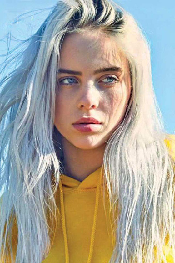 فيديو نجوم عالميين أوقفوا حفلاتهم.. وهرعوا لمساعدة المعجبين صورة رقم 4