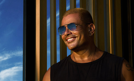 صورة نادرة: عمرو دياب مع شام الذهبي قبل 20 عاماً صورة رقم 5