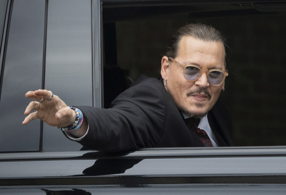 مفاجآت مضحكة وصادمة شهدتها قضية جوني ديب وآمبر هيرد في الأيام الأخيرة (فيديو) صورة رقم 9 مفاجآت مضحكة وصادمة شهدتها قضية جوني ديب وآمبر هيرد في الأيام الأخيرة (فيديو) صورة رقم 9