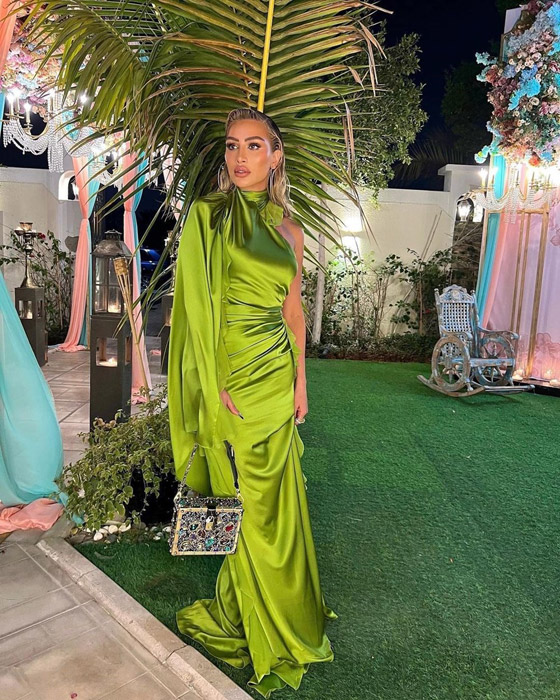 الأخضر الليموني يسحر النجمات والفاشينيستات صورة رقم 3