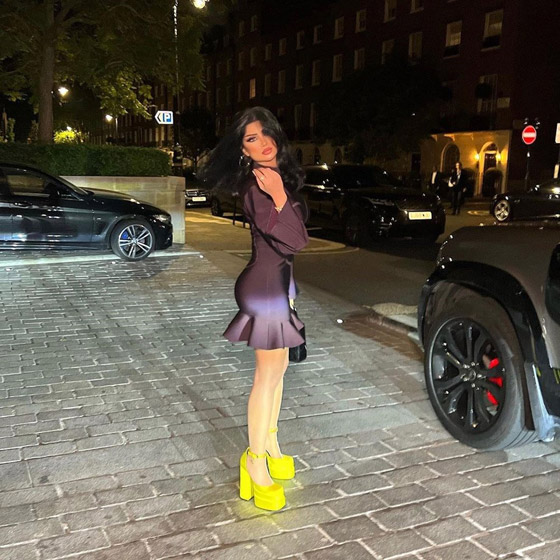 الأخضر الليموني يسحر النجمات والفاشينيستات صورة رقم 6