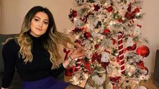 صور ابنة عاصي الحلاني الصُغرى بفستان أحمر 