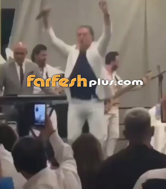فيديو راغب علامة يثير ضجة بـ رقصته الغريبة في حفله الأخير صورة رقم 2