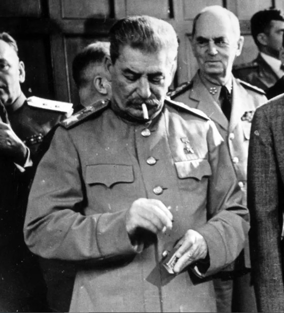 هكذا حاول أهم قائد سوفيتي إخفاء الأمراض التي عانى منها صورة رقم 4