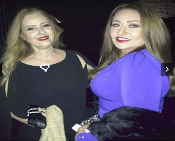 صور نادرة: ليلى علوي مع شقيقتها (ممثلة معتزلة) والجمهور: “مين فيكم ليلى”؟ صورة رقم 3