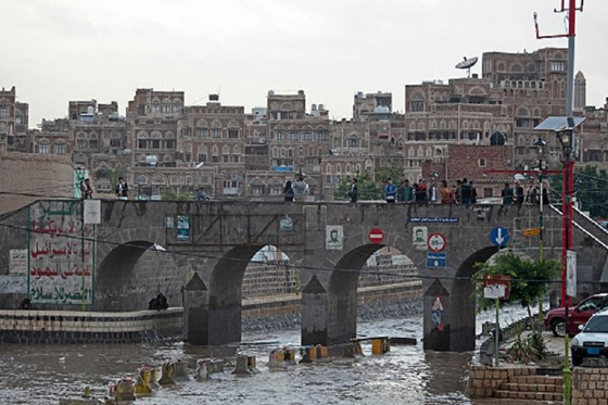 وفاة 8 وإصابة 13 إثر صواعق رعدية في اليمن صورة رقم 6