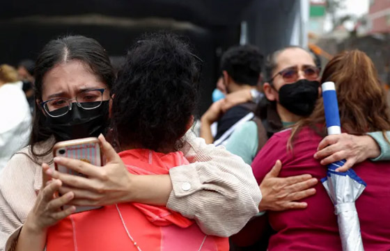 زلزال بقوة 7,4 درجات يهز المكسيك ومفاجأة صادمة في التوقيت صورة رقم 2